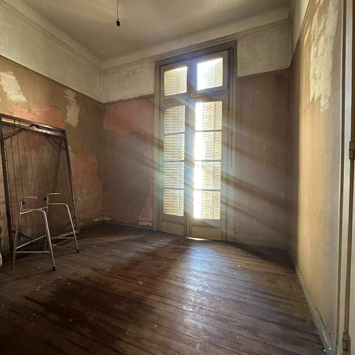 Casa Sobre Lote Propio a Refaccionar Excelente Propiedad, Excelente Ubicacion 2