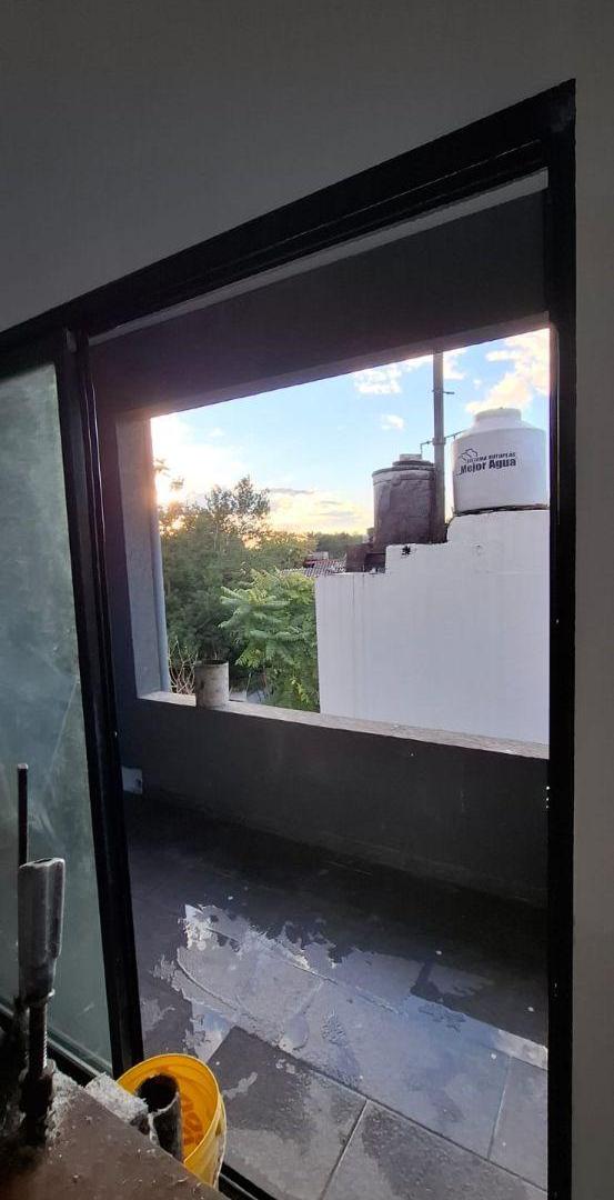 Excelente Departamento 1° Piso por escalera "A Estrenar" Contrafrente Disponible Agosto 2026! Capáz