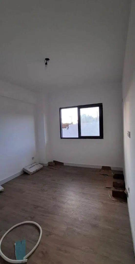 Excelente Departamento 1° Piso por escalera "A Estrenar" Contrafrente Disponible Agosto 2026! Capáz 4