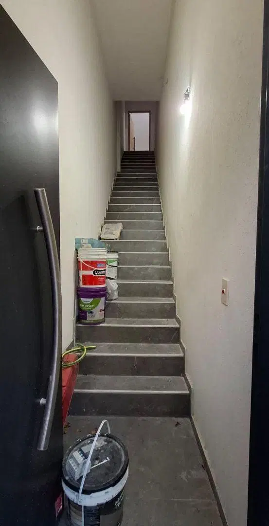 Excelente Depto 1° Piso por Escalera "A Estrenar" Contrafrente Disponible Agosto 2026! Capáz antes! 2
