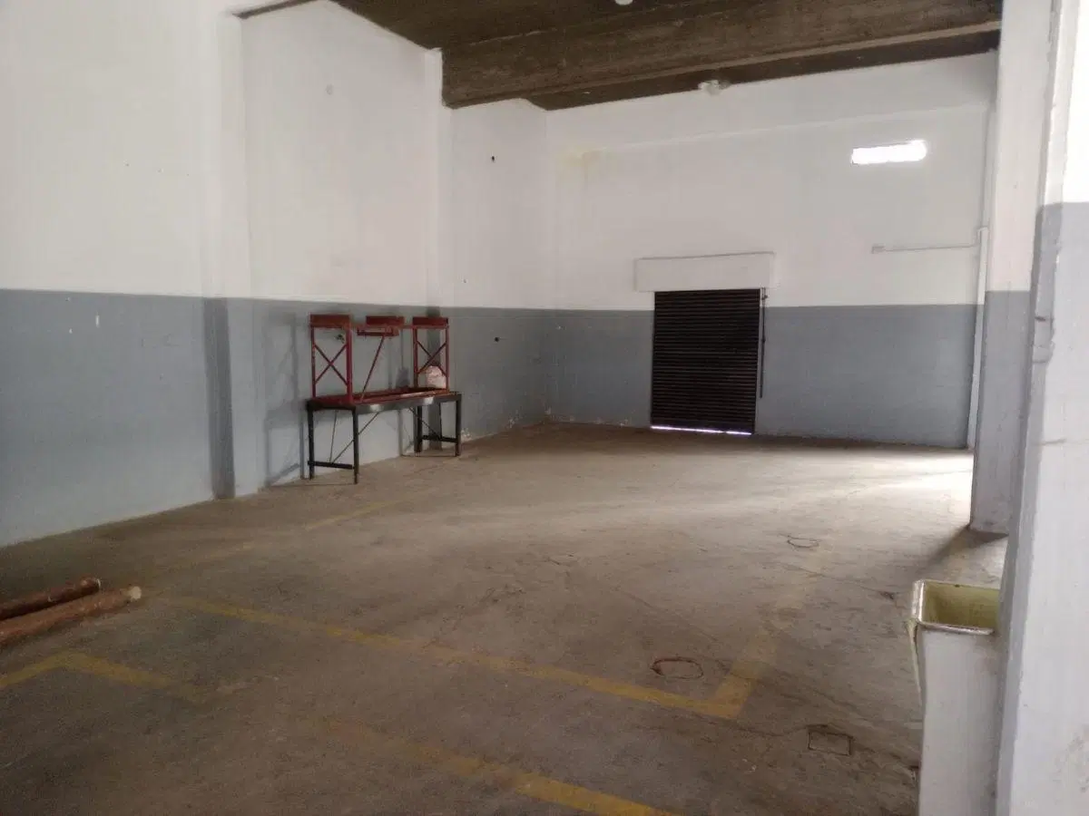 Estupendo Galpón/local/depósito Zonificación C2u3e Disponible Julio 2026! 4