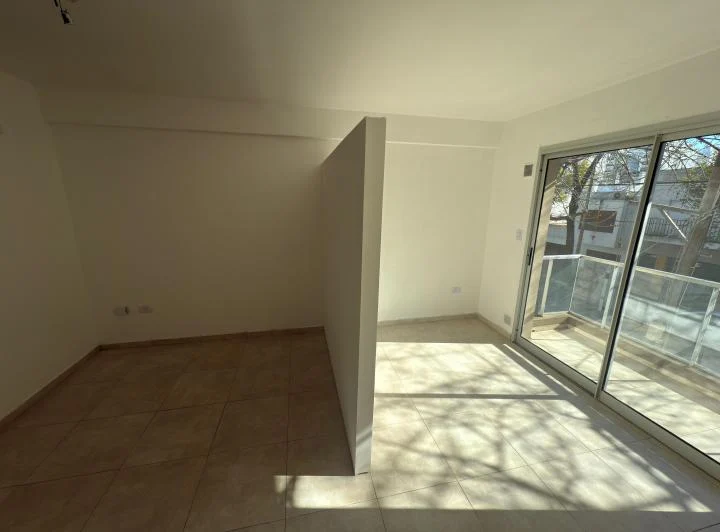 Alquilo Monoambiente en La Plata 5