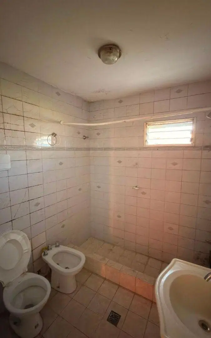 Alquilo casa de dos dormitorios en La Plata 5