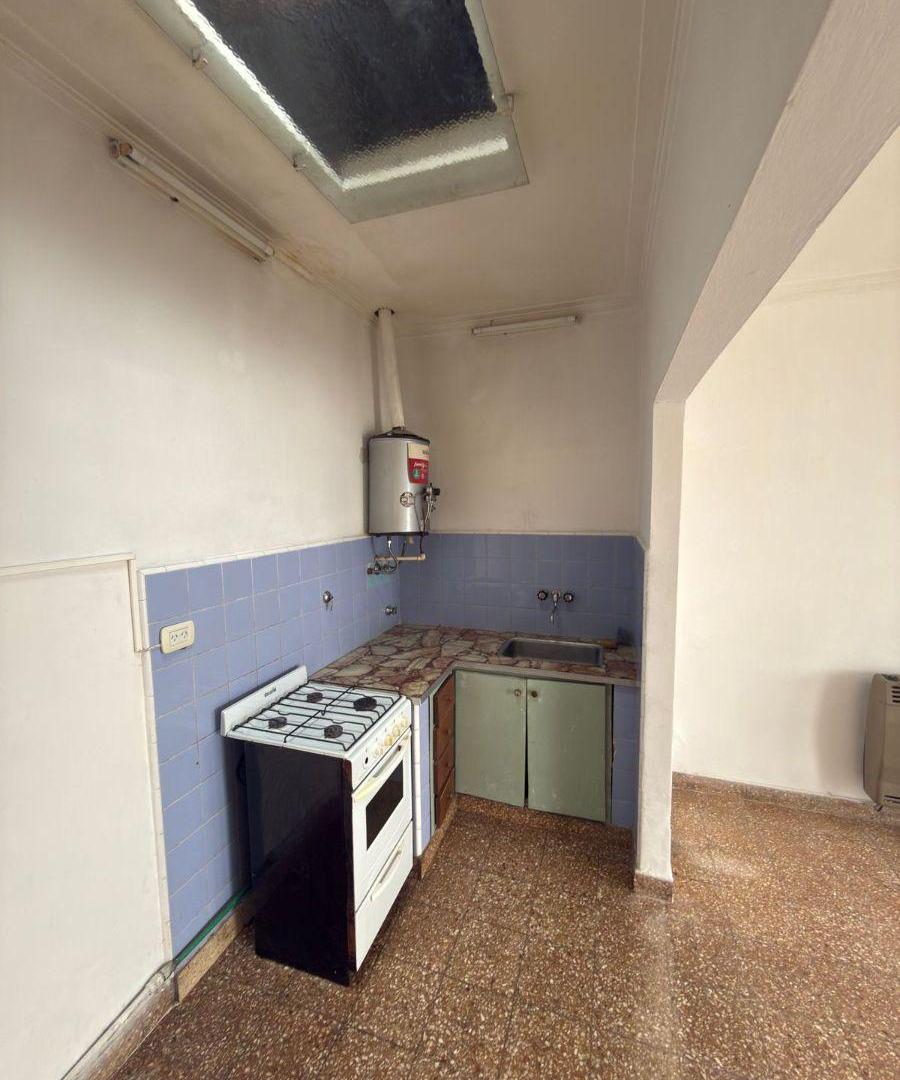 Foto de Departamento en PH en alquiler San Carlos 1 dormitorio y patio, imagen 3