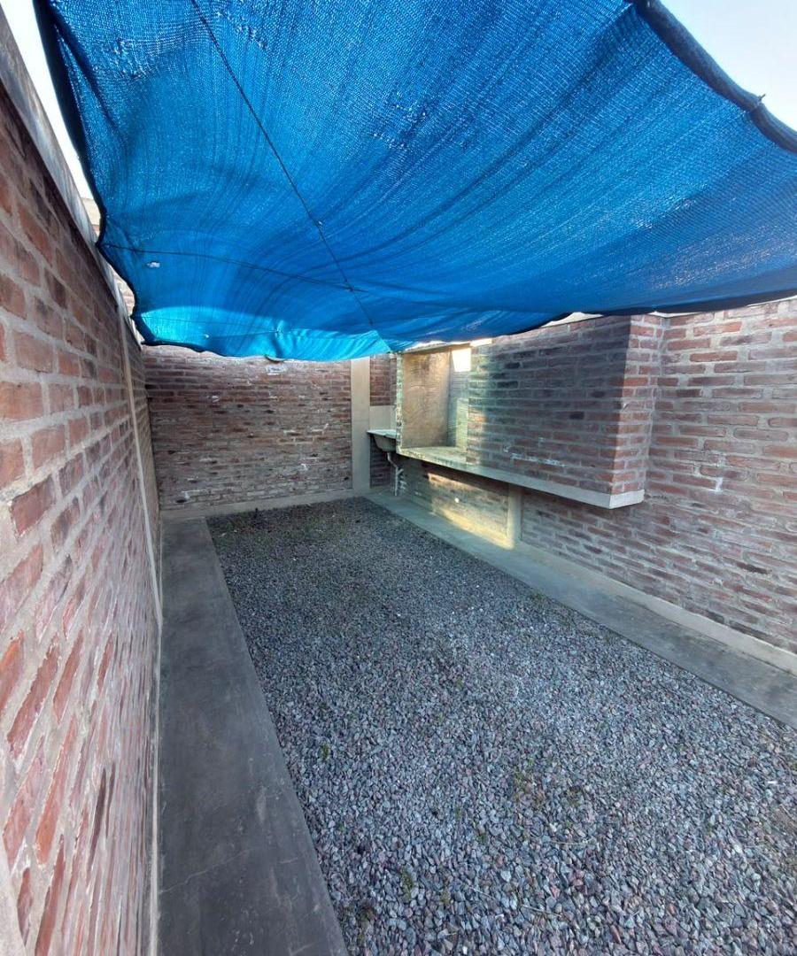 Foto de Departamento En Venta 140 Entre 47 Y 48 La Plata 2 Dormitorio Y Parilla, imagen 4