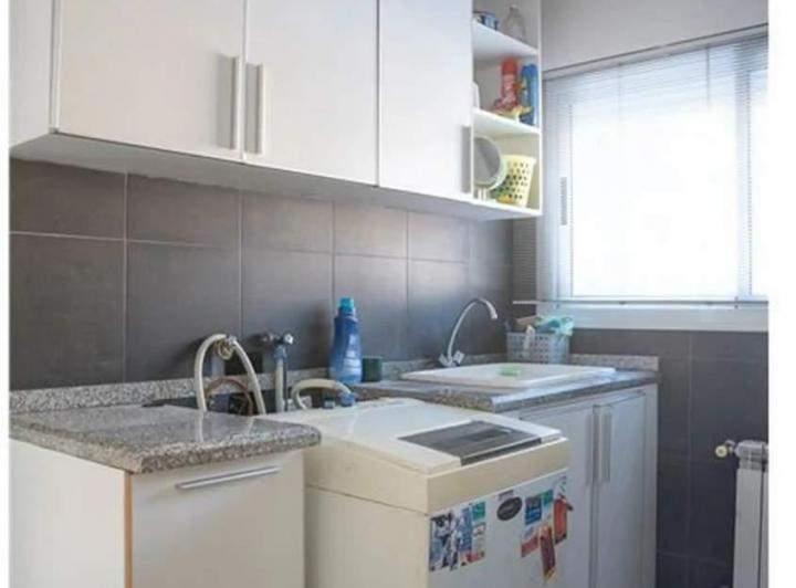 Casa 4 Dorm. Tres Baños Piscina Barrio Urca - Sobre Calle E. Lamarca 2