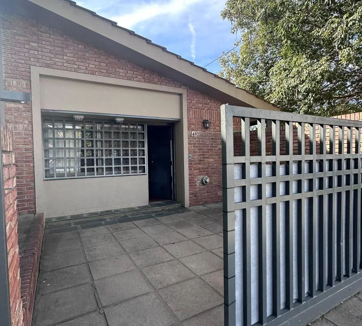 CASA 2 DORM EN BARRIO URCA, EXCELENTE UBICACION 4