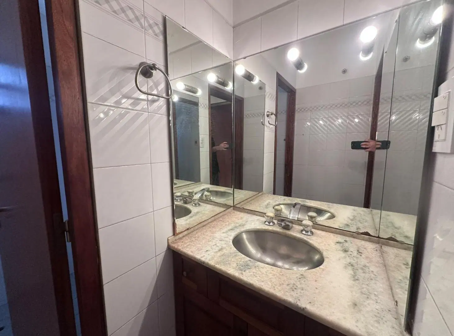CASA 2 DORM EN BARRIO URCA, EXCELENTE UBICACION 8