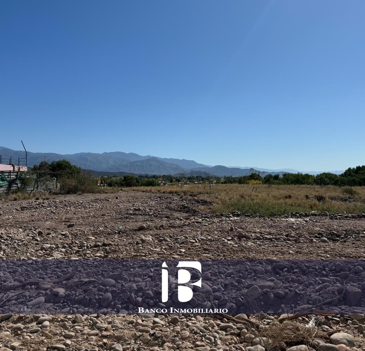 Corredor del Oeste. 3330 m² 3