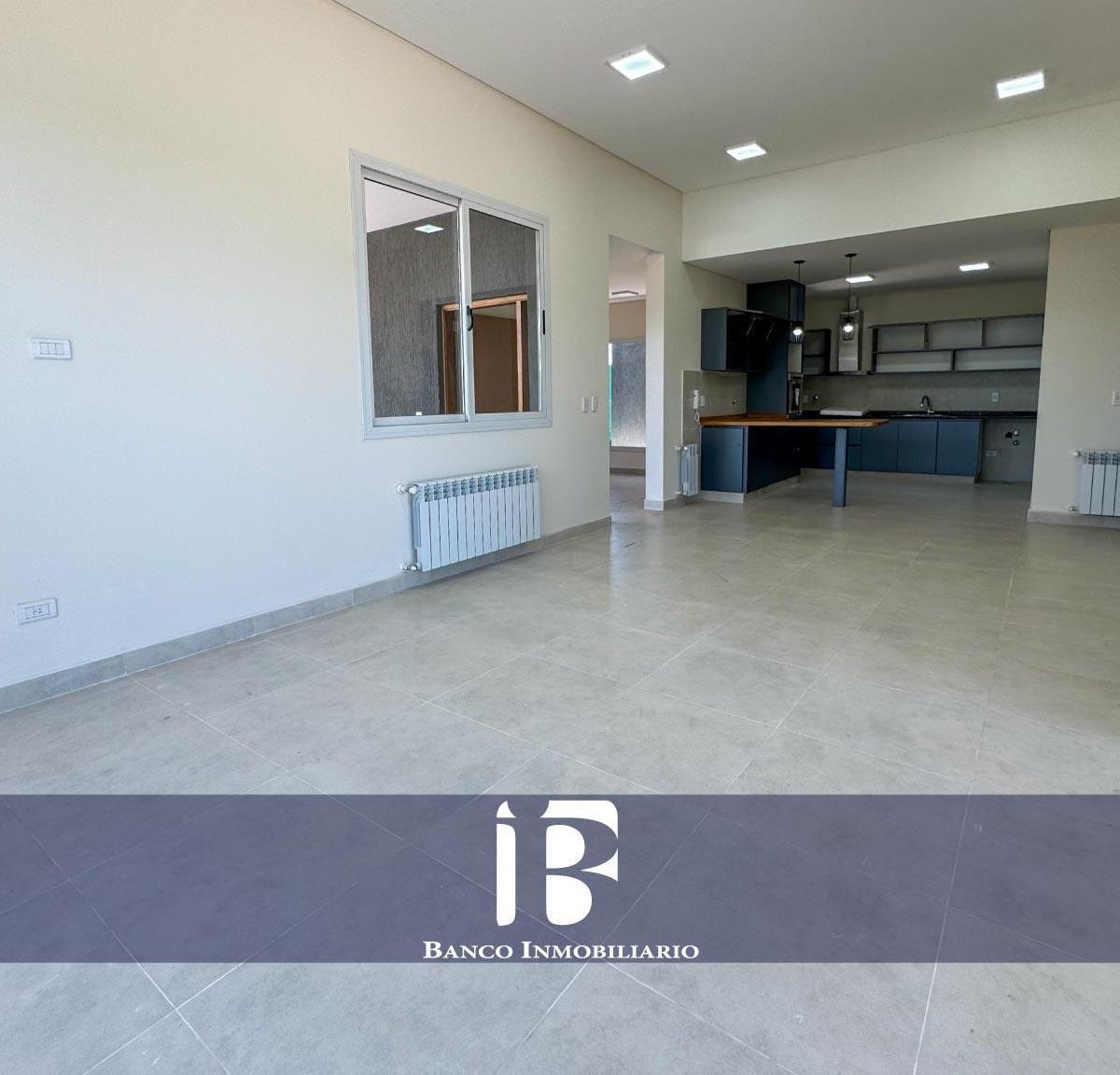 Barrio Las Retamas. Casa a Estrenar 2