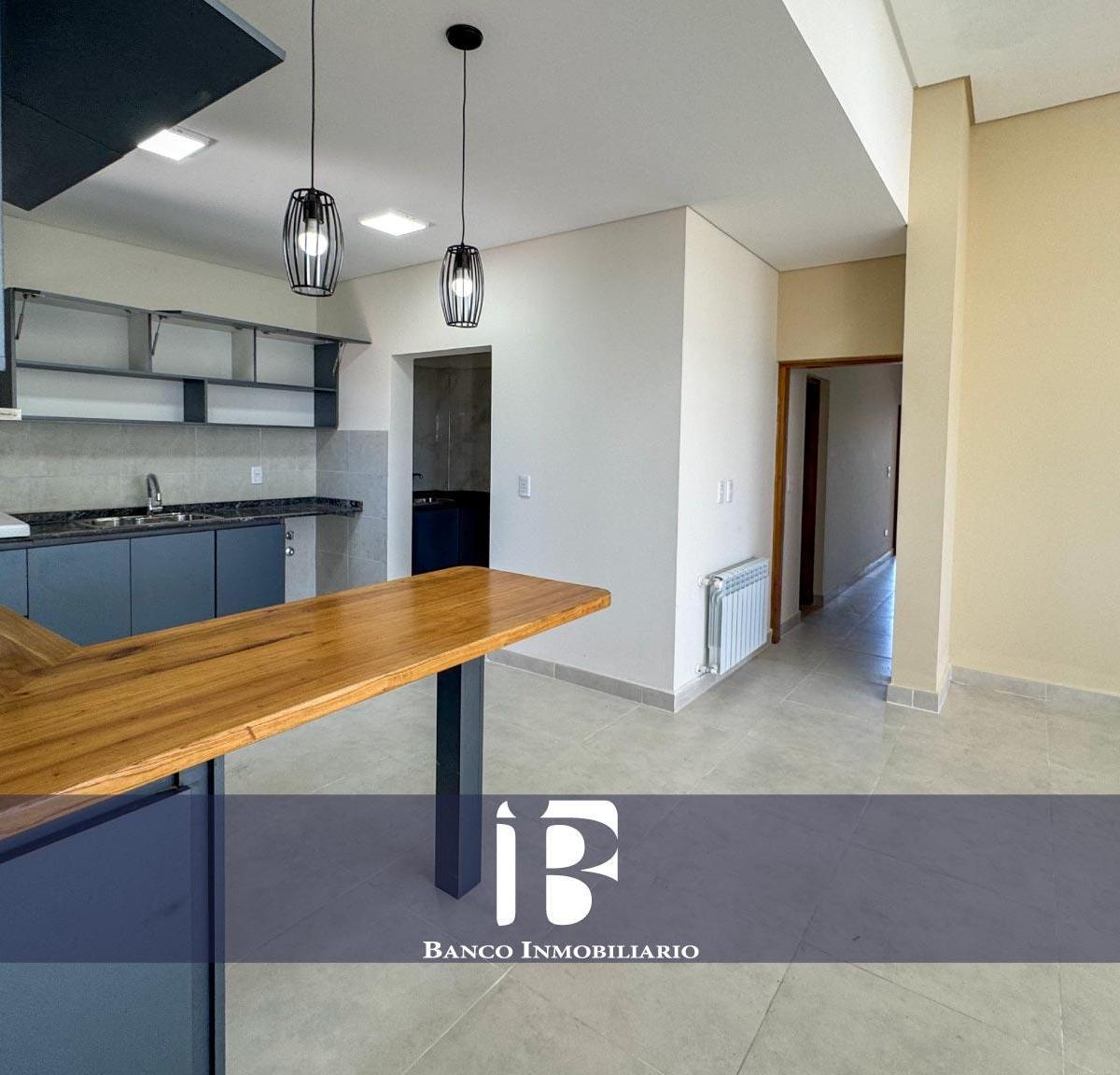 Barrio Las Retamas. Casa a Estrenar 4