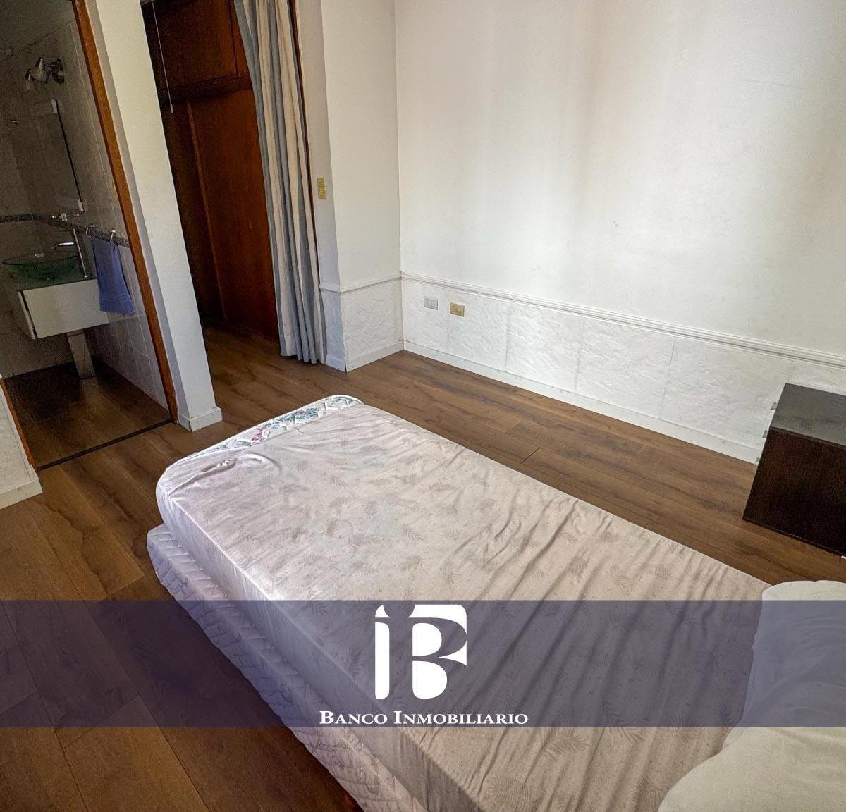 Casa en Alto Dorrego 5