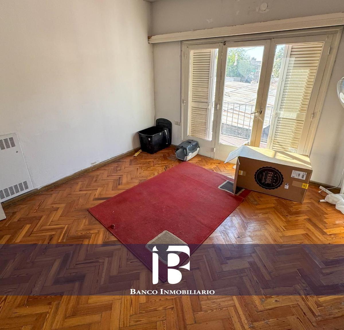 Departamento en Av San Martín 5