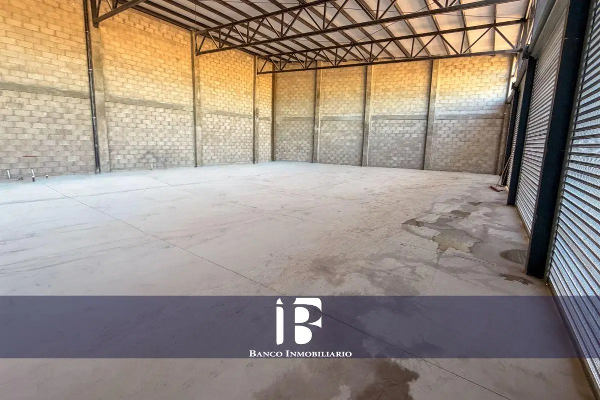 Local Comercial Carril Ponce y Acceso Este 1