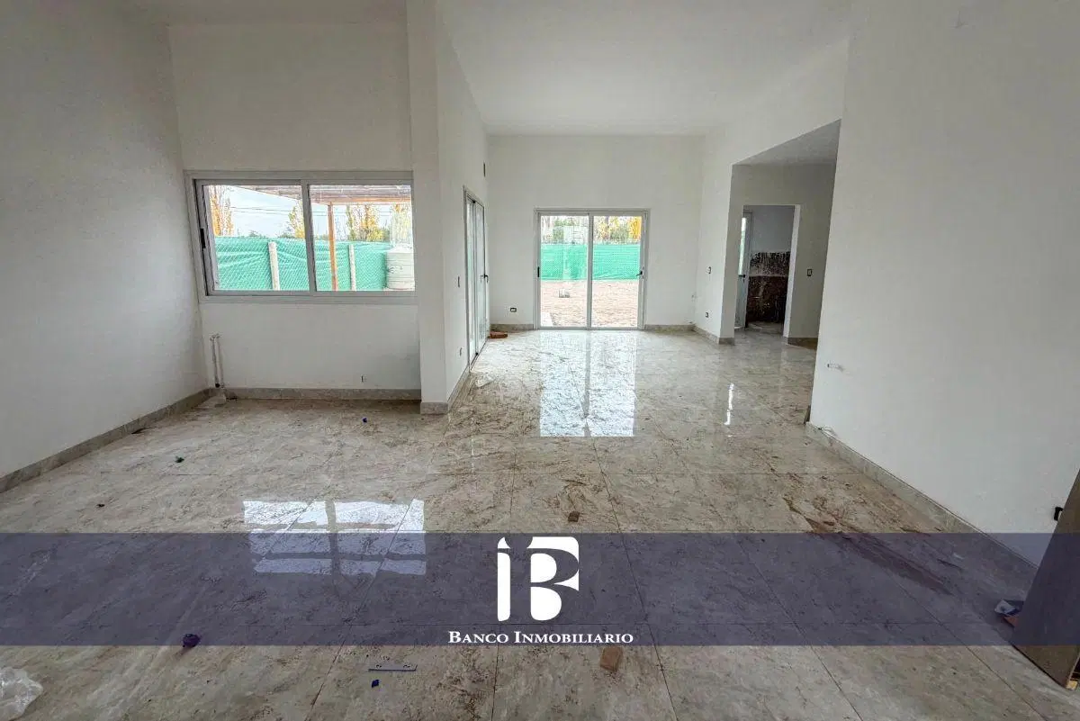 Casa a estrenar Milcayac II Barrio Privado 5