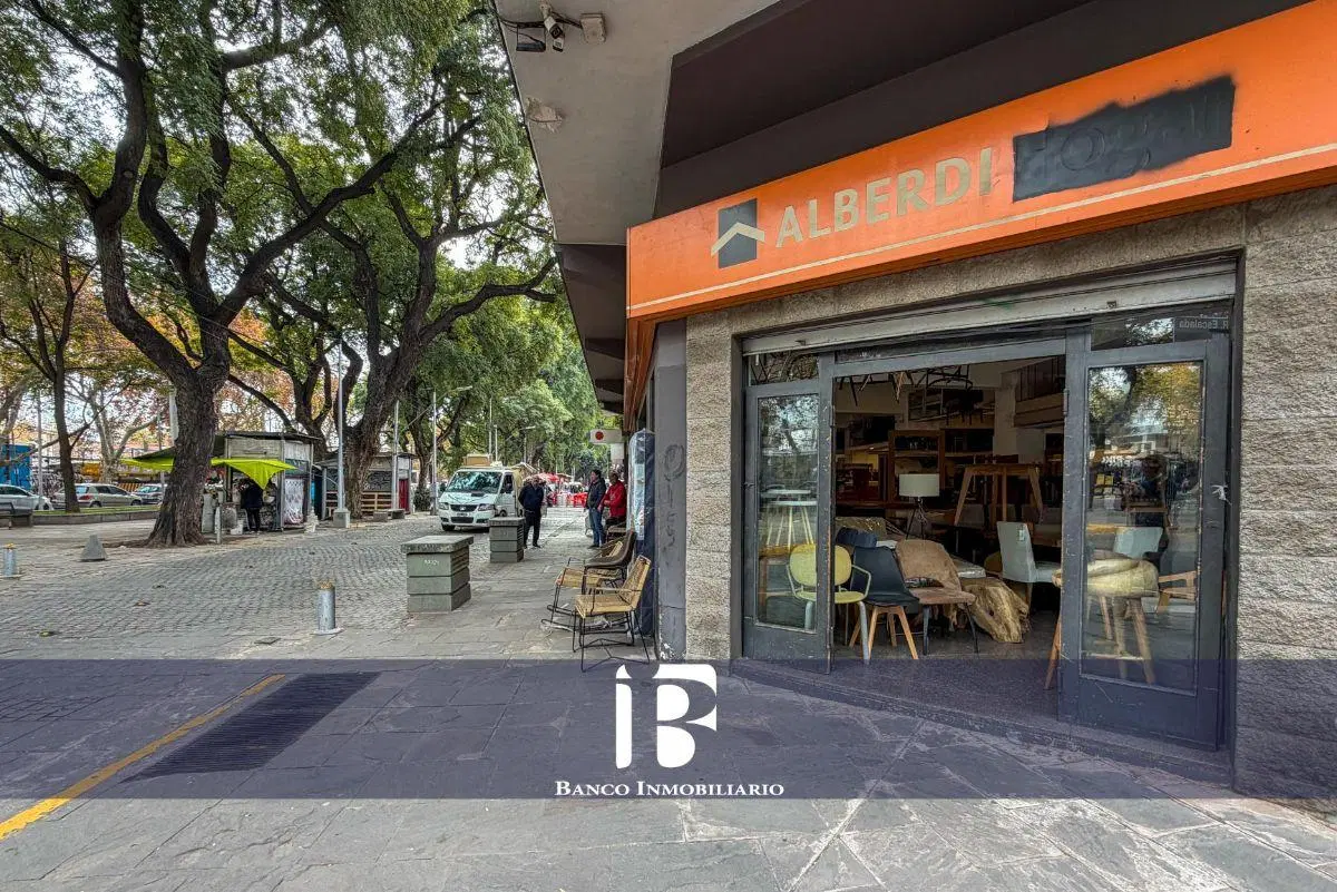 Local Comercial en Alameda. Av. San Martín 1