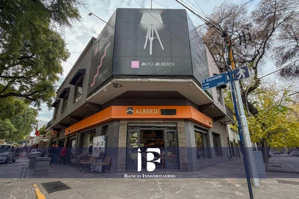 Local Comercial en Alameda. Av. San Martín 5