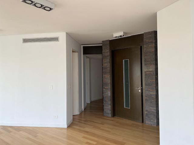 Venta de departamento 3 ambientes en Puerto Madero