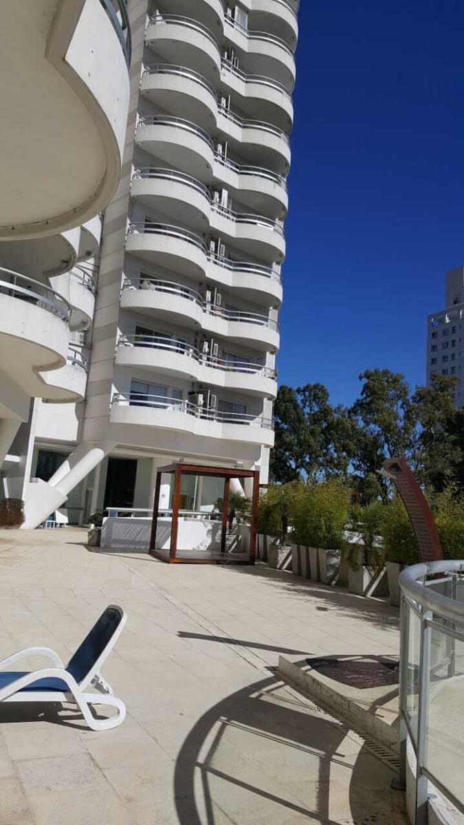 Venta de departamento 3 ambientes en el Tigre