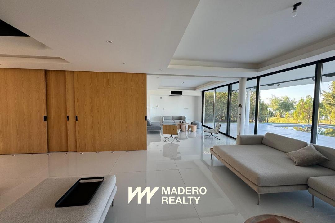 Casa en El Golf - 10 Ambientes 3