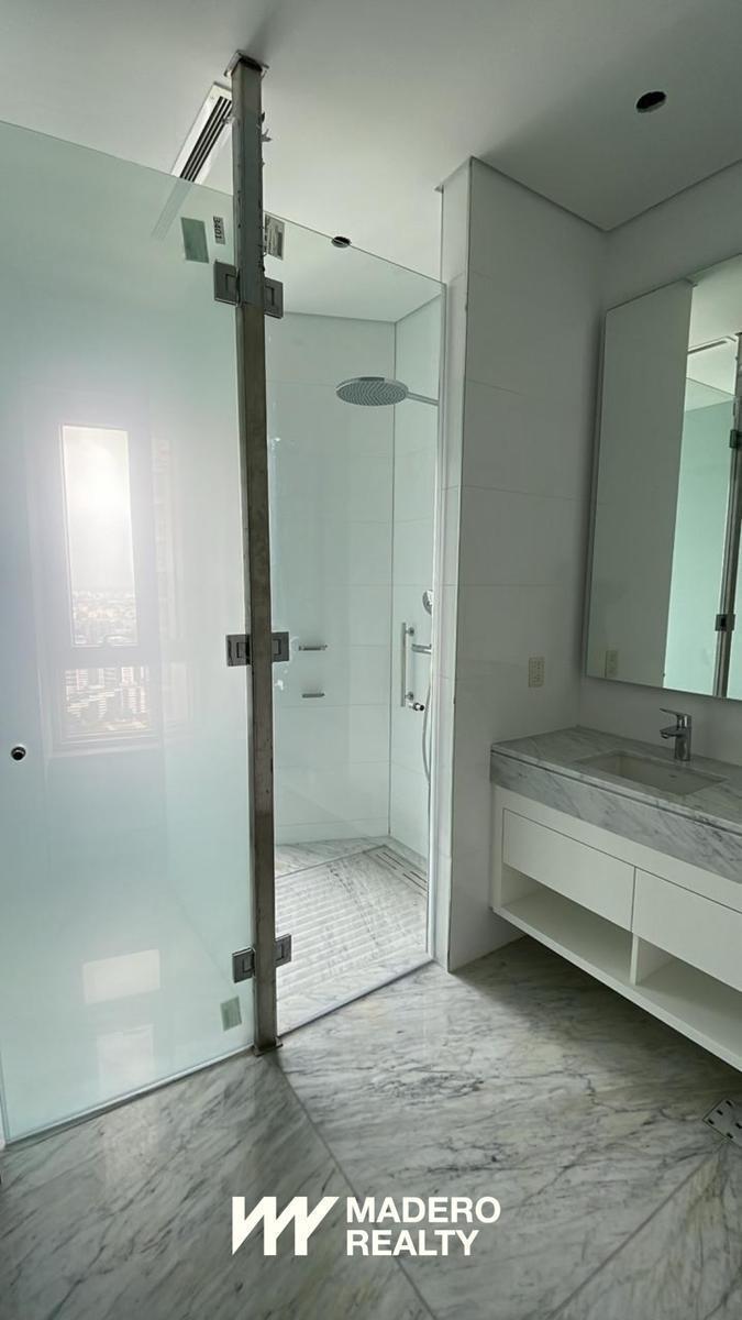 Alvear Tower - 6 Ambientes Dependencia - 365 m² 3