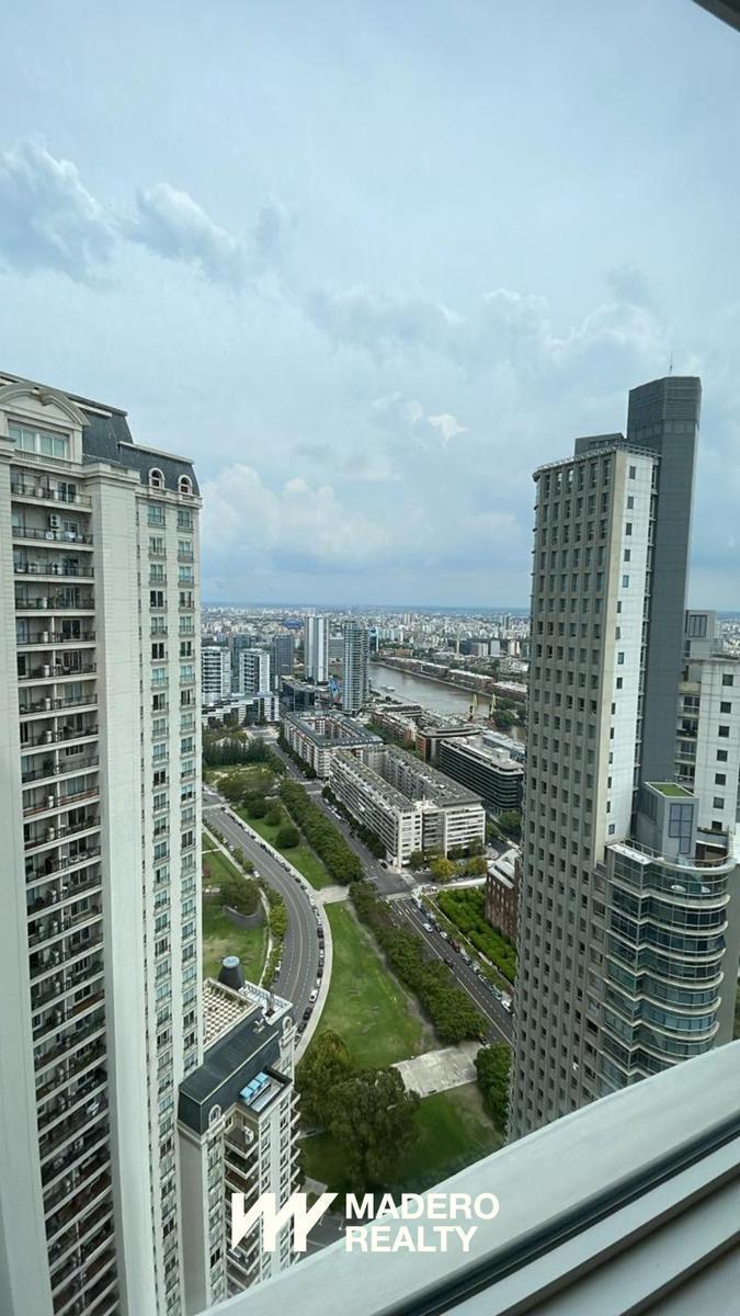 Alvear Tower - 6 Ambientes Dependencia - 365 m² 1
