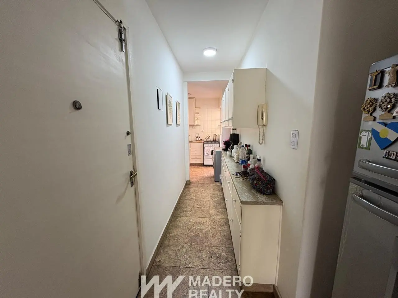 Departamento 4 ambientes con dependencia en Recoleta 2