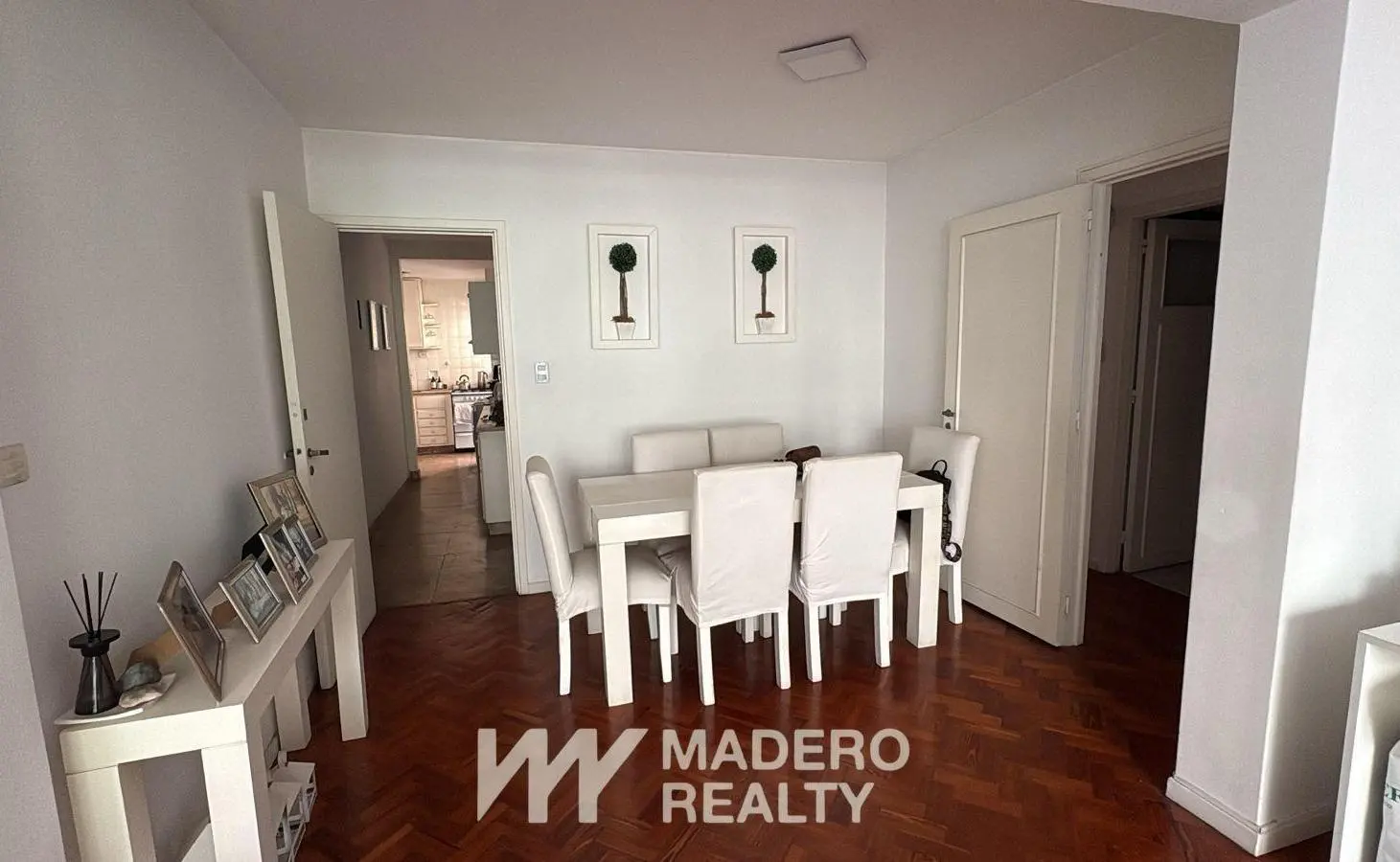 Departamento 4 ambientes con dependencia en Recoleta 4