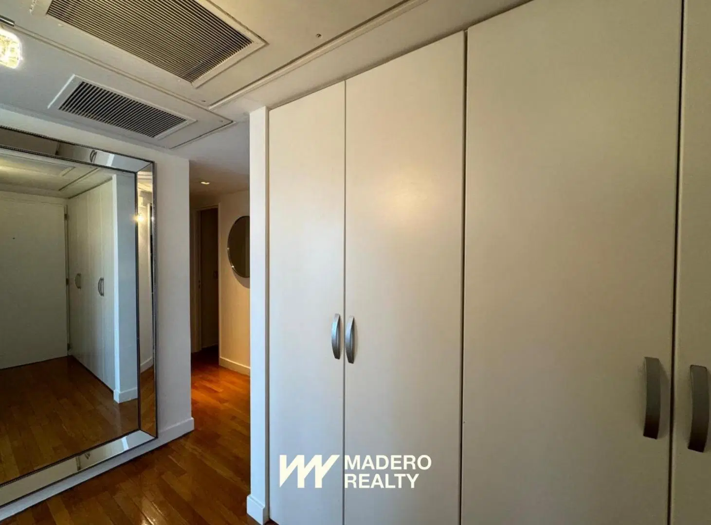 Alquiler de departamento 4 ambientes en Puerto Madero 3