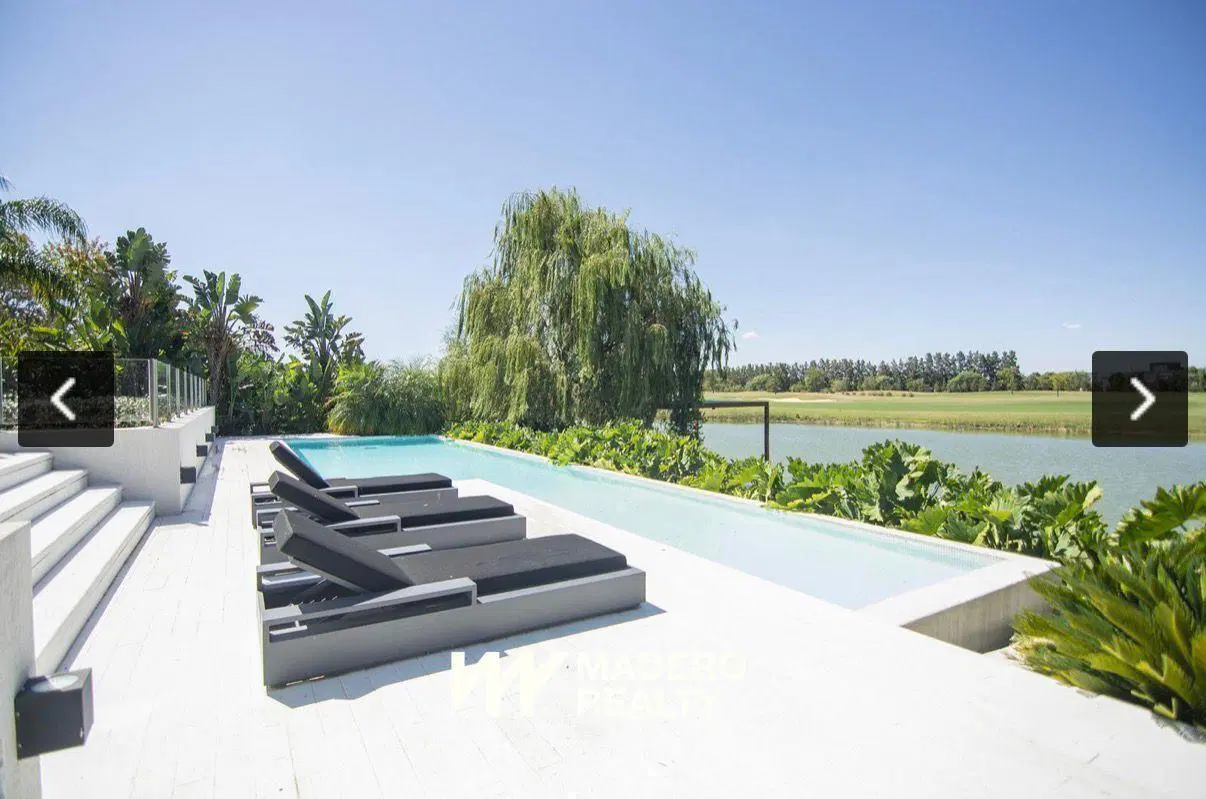 Casa en El Golf Nordelta 1