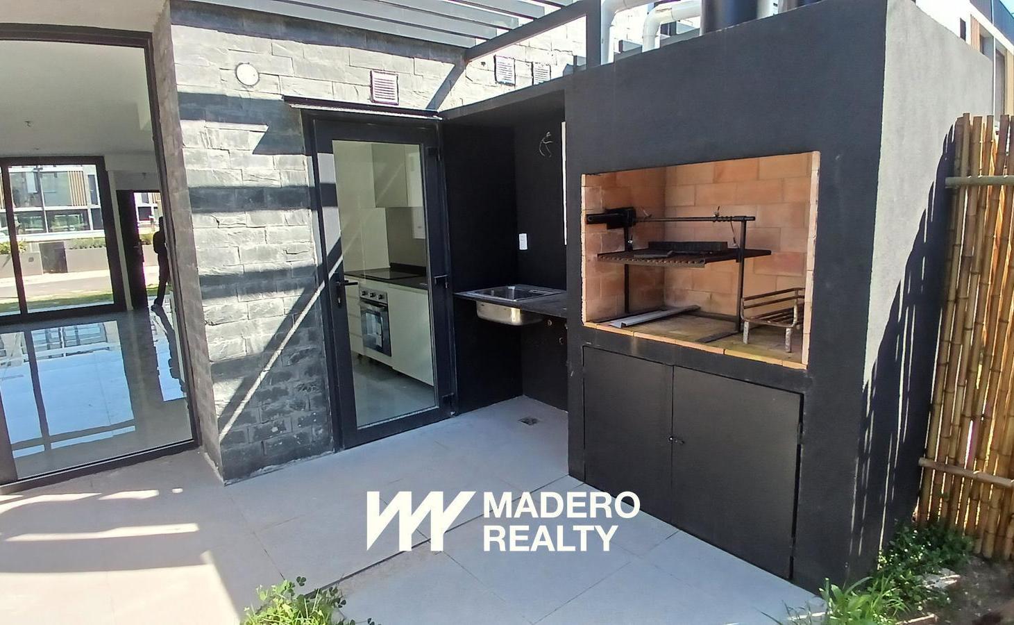 Foto de Casa en Triplex 4 ambientes 3 suites con jardin y galeria en Sunny, imagen 3