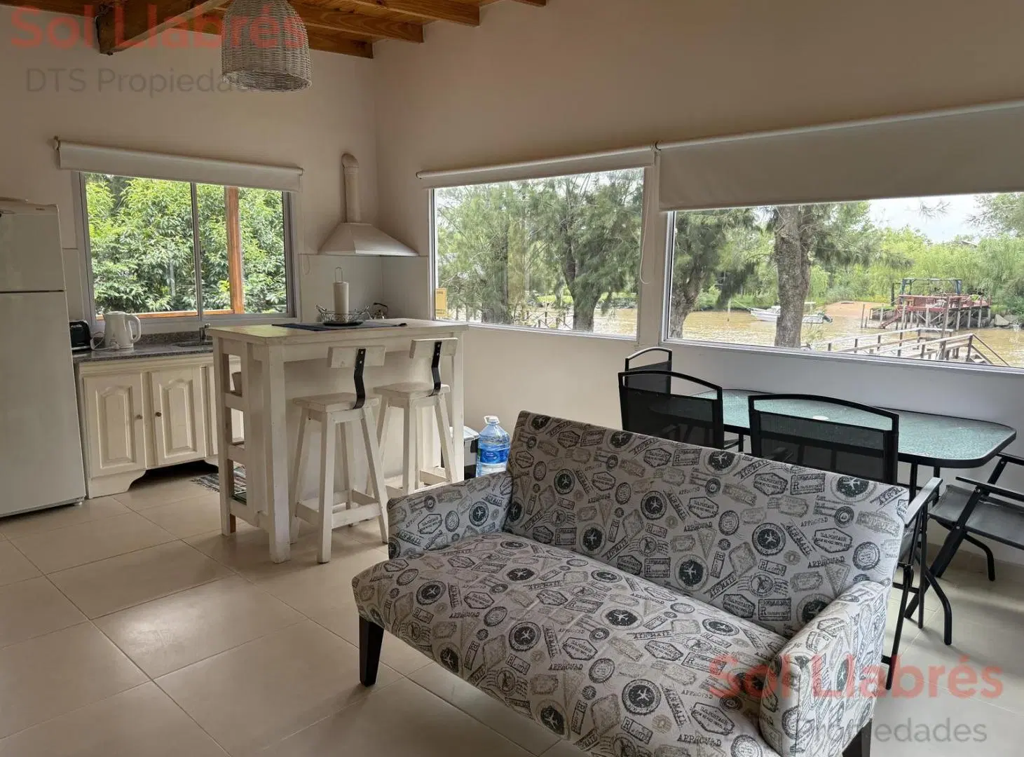 Casa en venta en el Delta de Tigre en Arroyo Toro 4