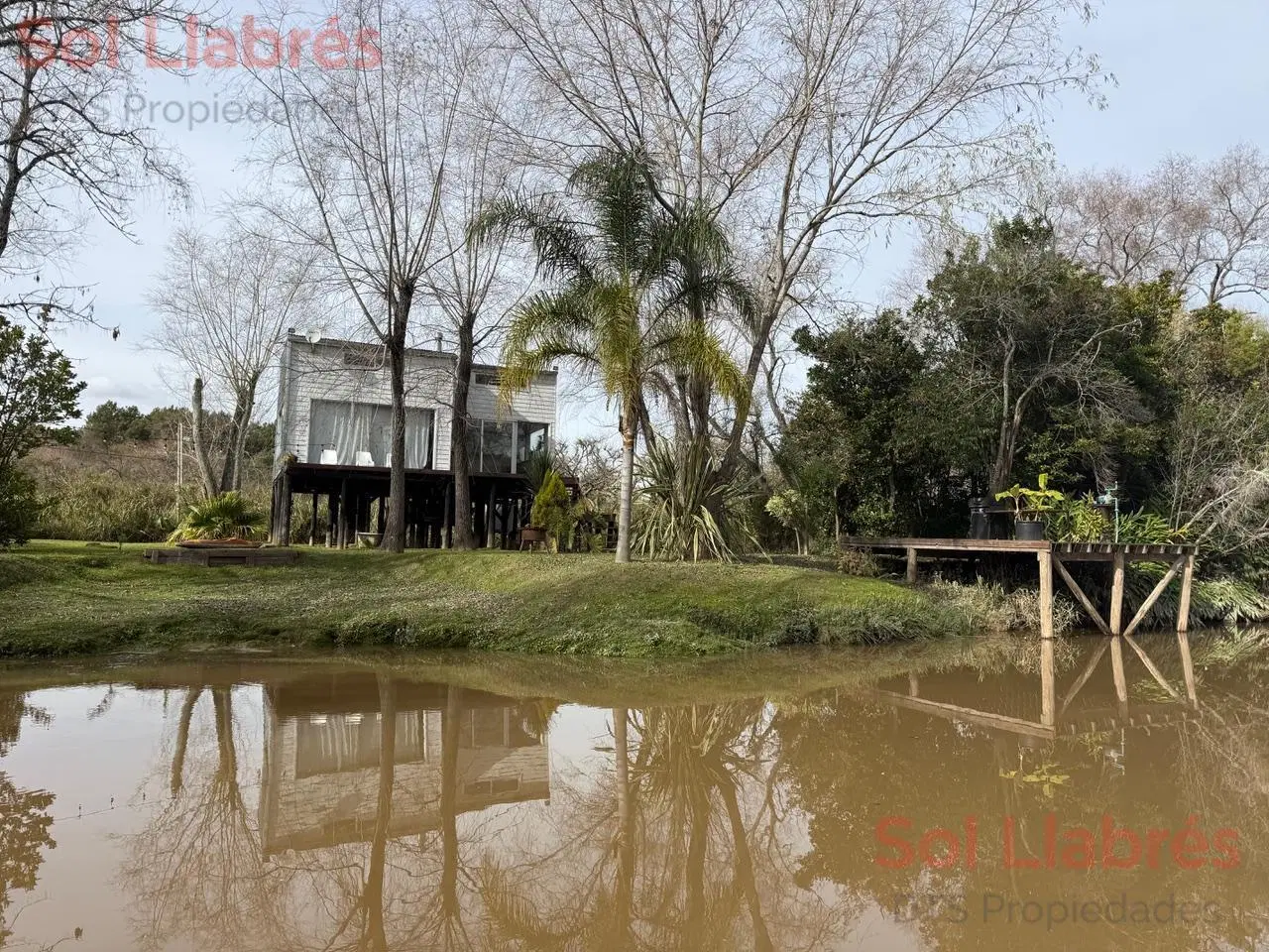 Casa en venta en el Delta de Tigre sobre Arroyo Tres Sargentos 2