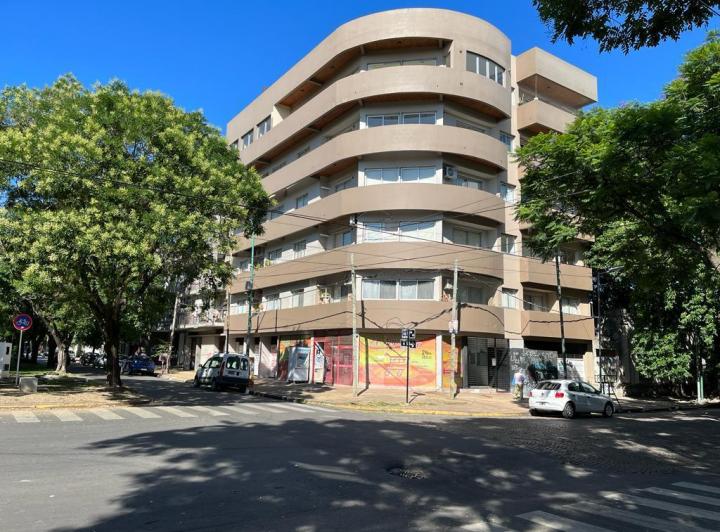 4 esquina 66 La Plata, Provincia de Buenos Aires  1