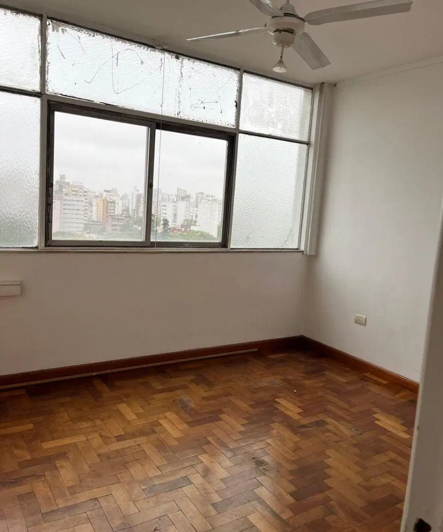 61 E/ 7 Y 8 La Plata, Provincia de Buenos Aires 1