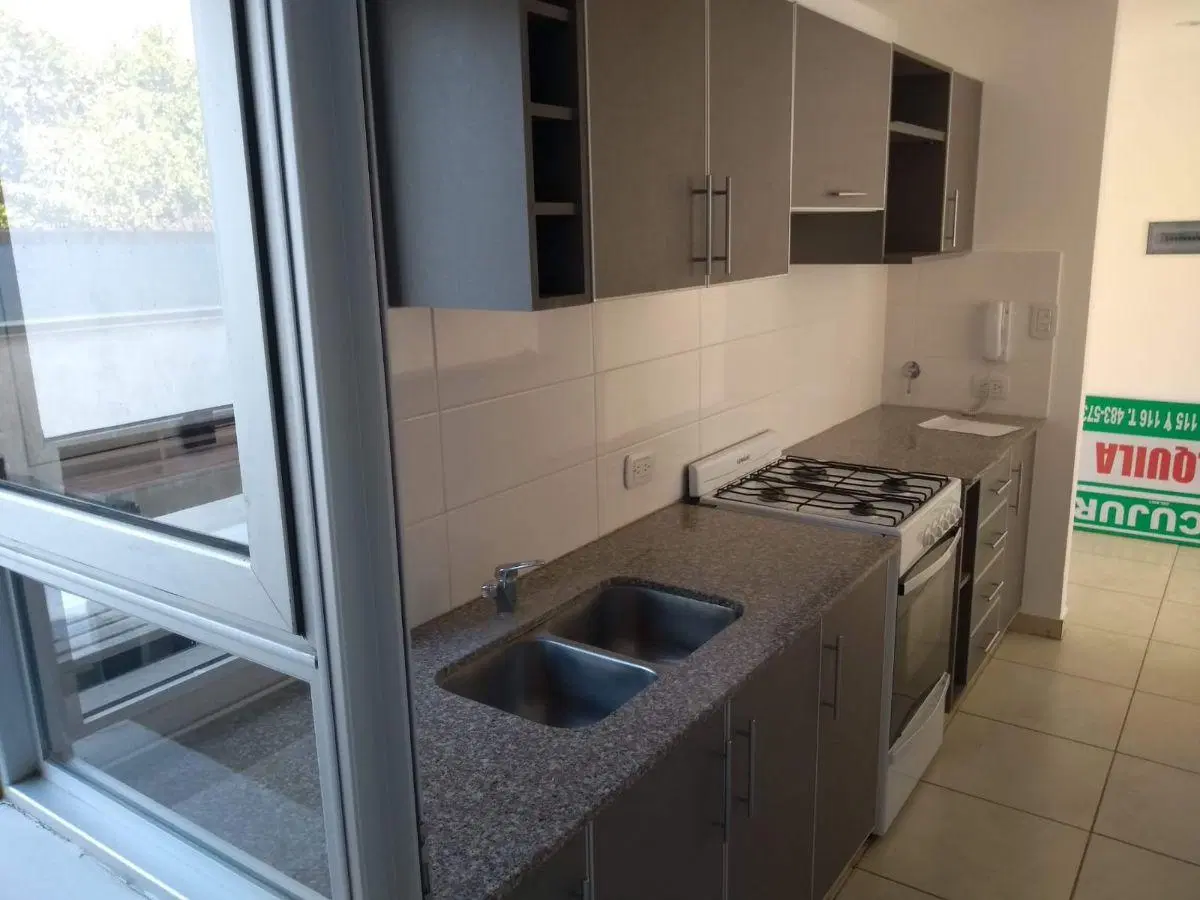 51 e/ 20 y 21 La Plata, Provincia de Buenos Aires 3