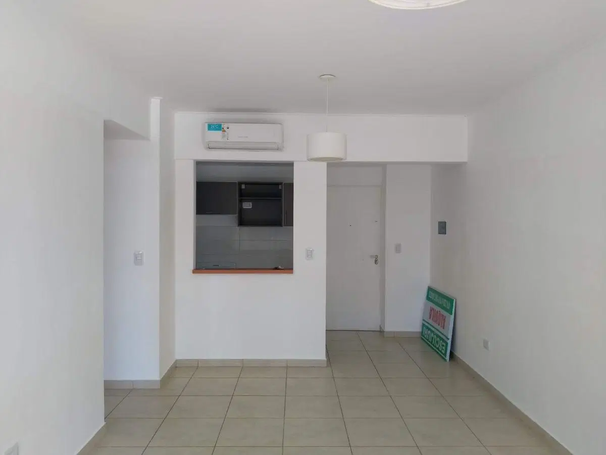 51 e/ 20 y 21 La Plata, Provincia de Buenos Aires 1