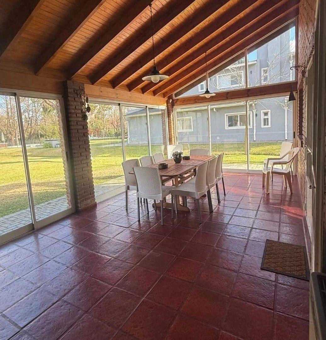 Foto de EXCELENTE CHALET CON AMPLIO PARQUE, imagen 2