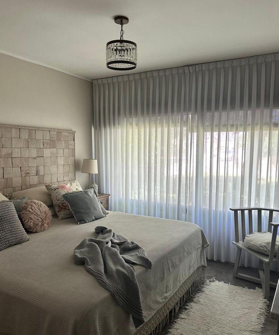 Foto de MODERNA CASA CON AMPLIO PARQUE Y PILETA CLIMATIZADA, imagen 3
