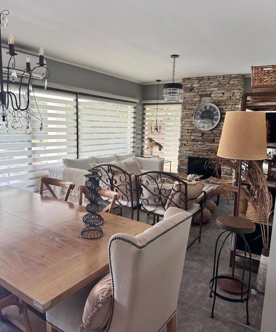 Foto de MODERNA CASA CON AMPLIO PARQUE Y PILETA CLIMATIZADA, imagen 2
