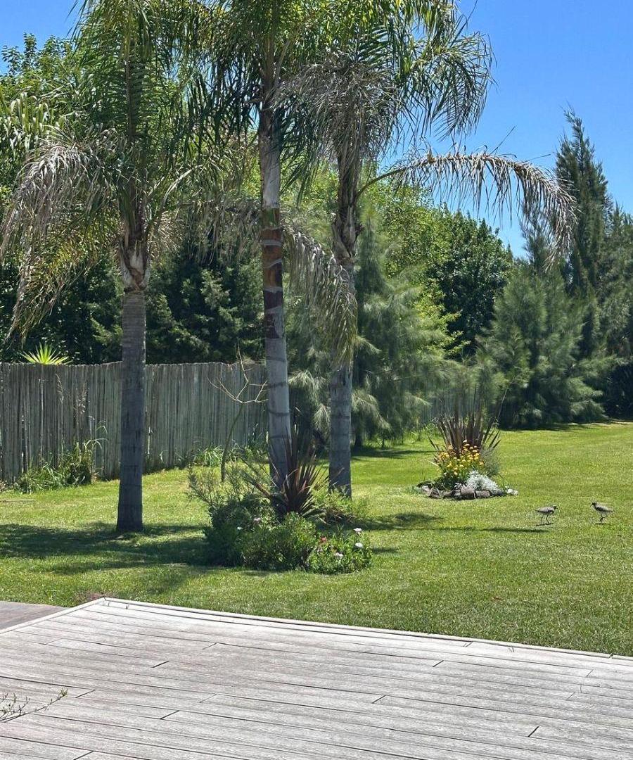 Foto de MODERNA CASA CON AMPLIO PARQUE Y PILETA CLIMATIZADA, imagen 5