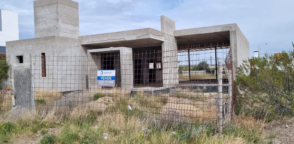 Terreno en Venta en Solanas con Construcción Al 58% 1