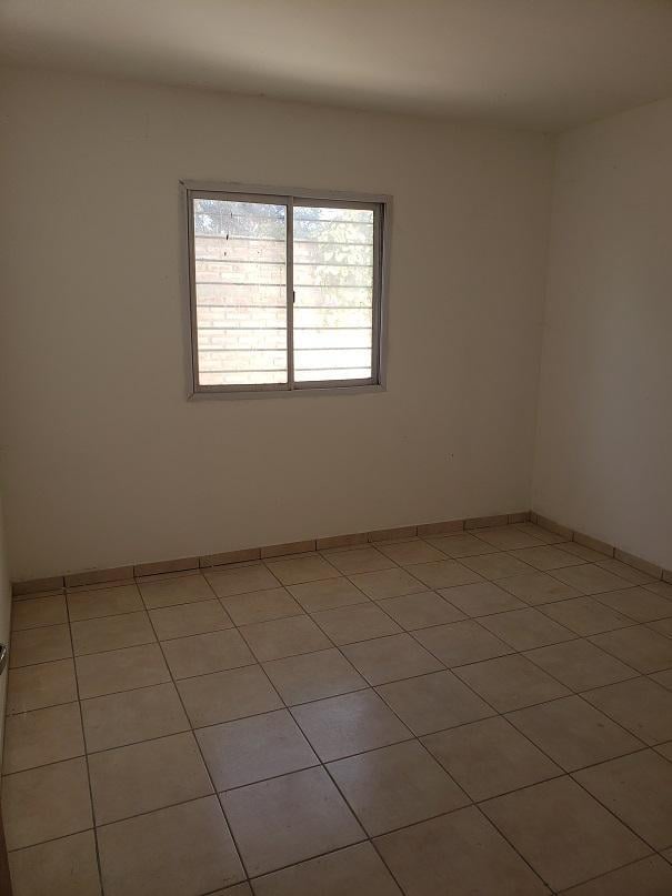 Foto de Departamento de 45 m² con 1 dormitorio en alquiler en Villa Elvira, imagen 2