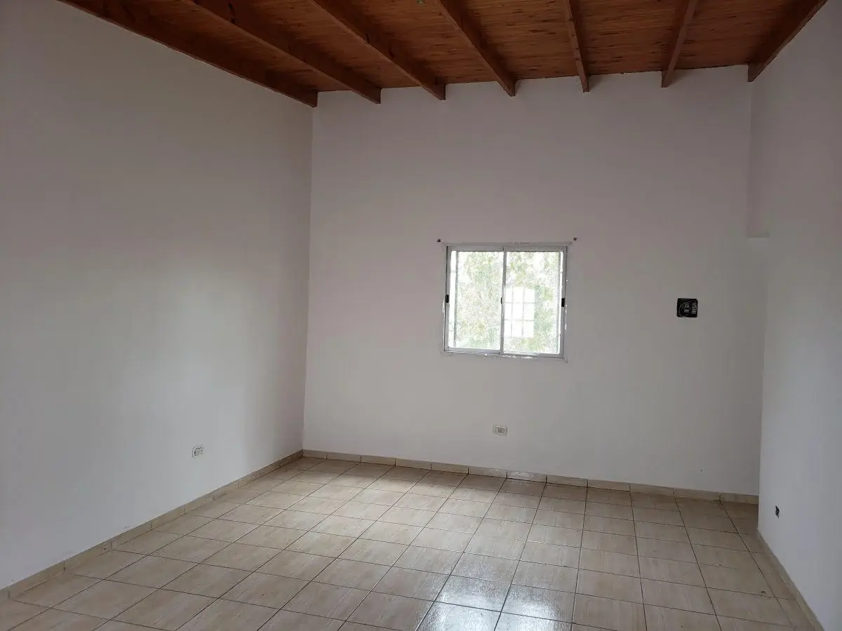 Departamento de 70 m² con 2 dormitorios en alquiler en Villa Elvira 2