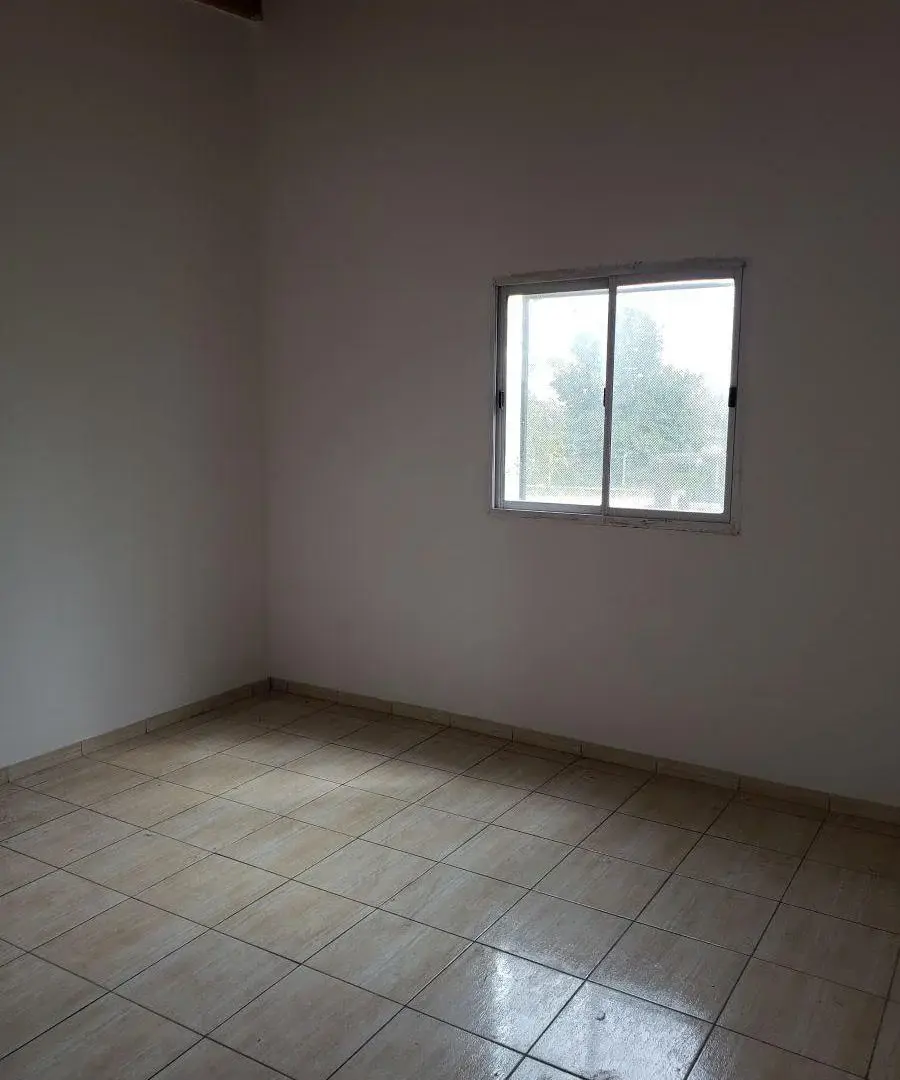 Departamento de 70 m² con 2 dormitorios en alquiler en Villa Elvira 4
