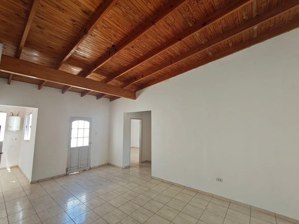 Departamento de 70 m² con 2 dormitorios en alquiler en Villa Elvira 2