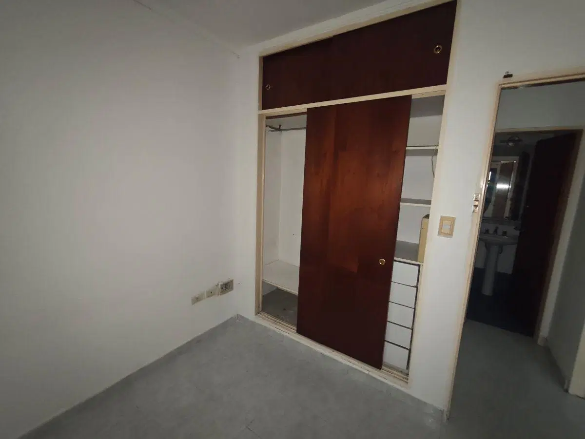 DEPARTEMENTO UN DORMITORIO CON COCHERA 3