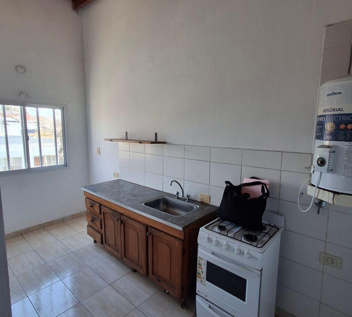 Foto de Departamento de 50 m² con 2 dormitorios en alquiler en Villa Catella, imagen 5