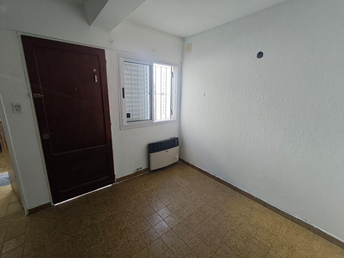 Foto de Departamento de 50 m² con 1 dormitorio en alquiler en La Plata, imagen 4
