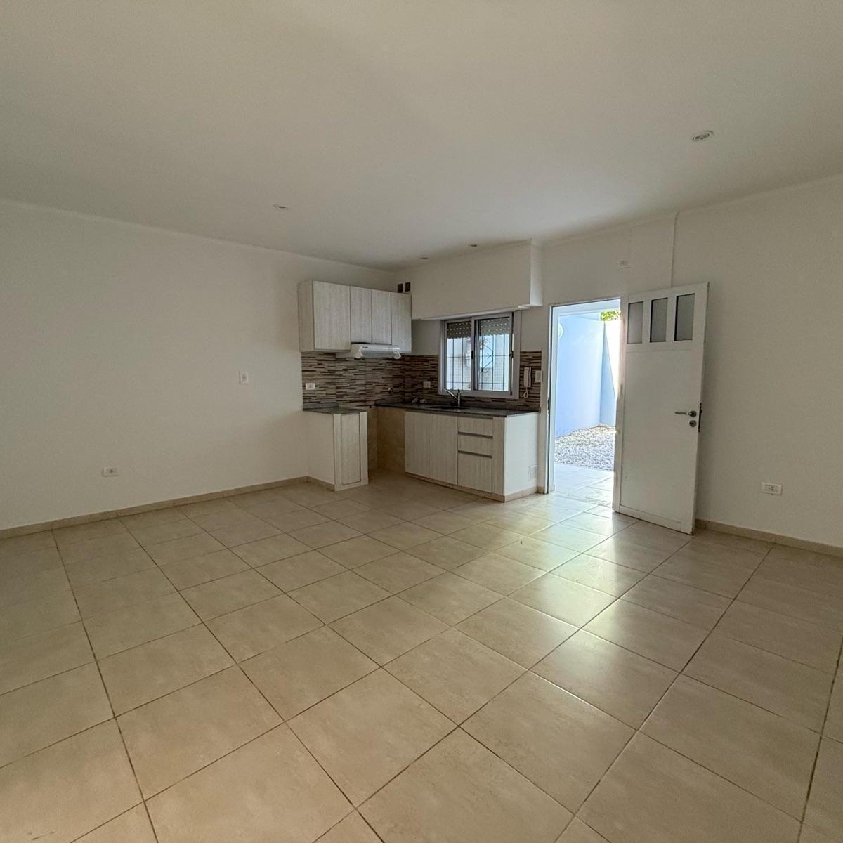 Departamento en Lobos 2